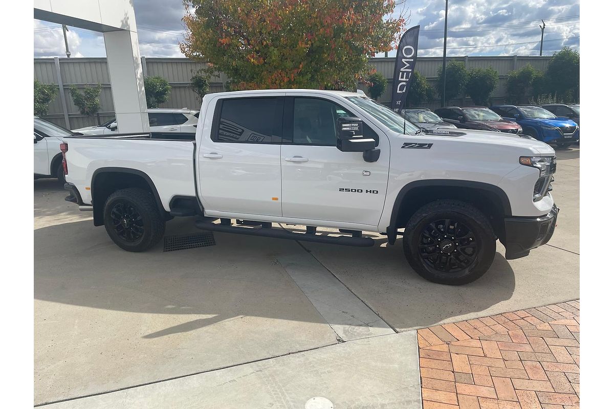 2025 Chevrolet Silverado HD LTZ Premium W/Tech Pack T1 4X4