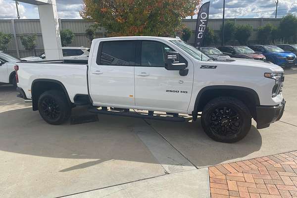 2025 Chevrolet Silverado HD LTZ Premium W/Tech Pack T1 4X4