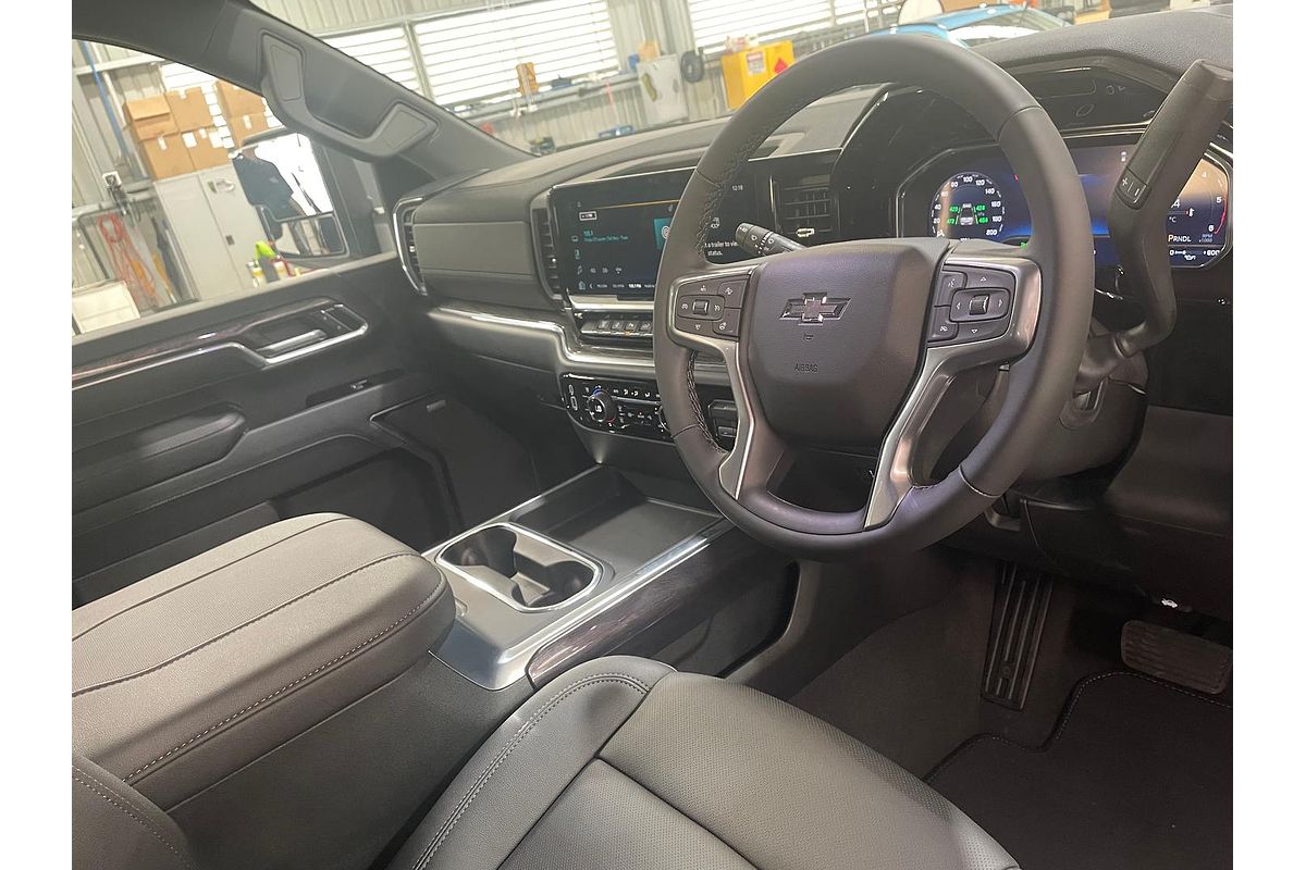 2025 Chevrolet Silverado HD LTZ Premium W/Tech Pack T1 4X4