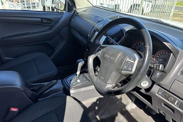 2018 Isuzu D-MAX SX High Ride Rear Wheel Drive