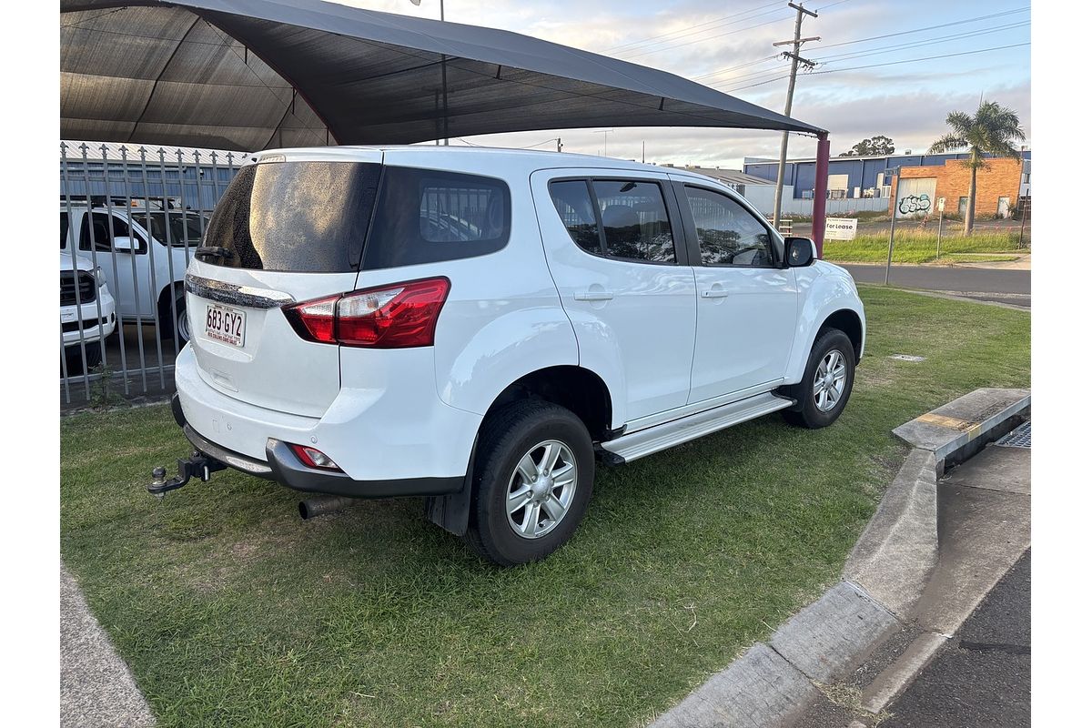 2015 Isuzu MU-X LS-M