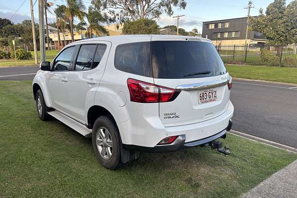 2015 Isuzu MU-X LS-M