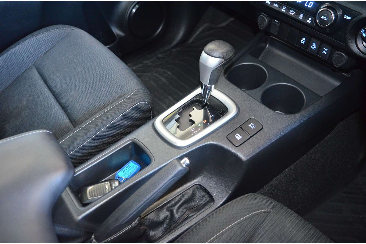 2019 Toyota Hilux SR5 GUN126R 4X4
