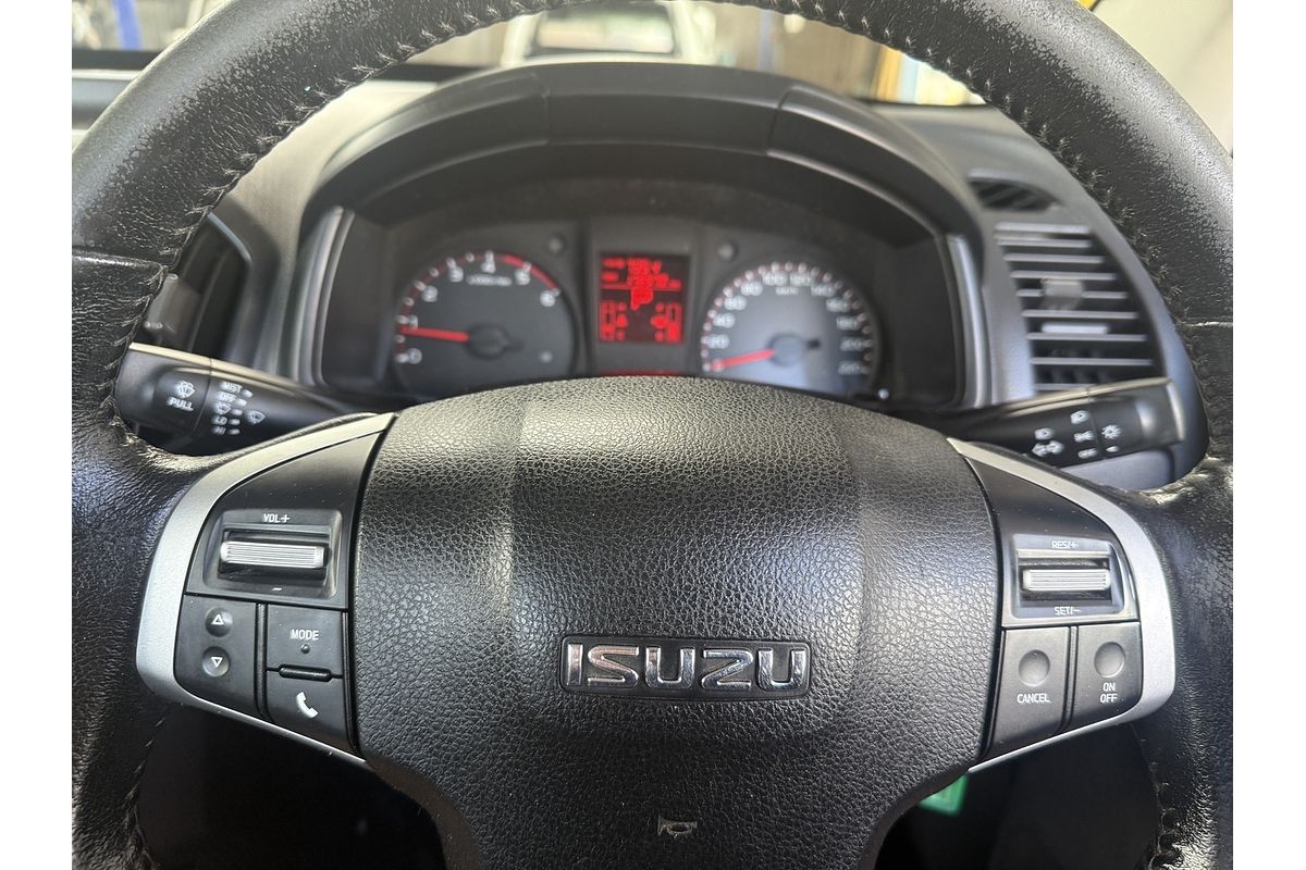 2015 Isuzu D-MAX SX High Ride Rear Wheel Drive