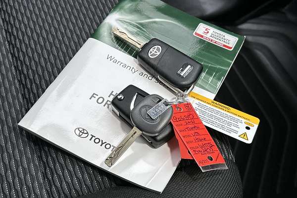 2021 Toyota Hilux Workmate GUN125R 4X4