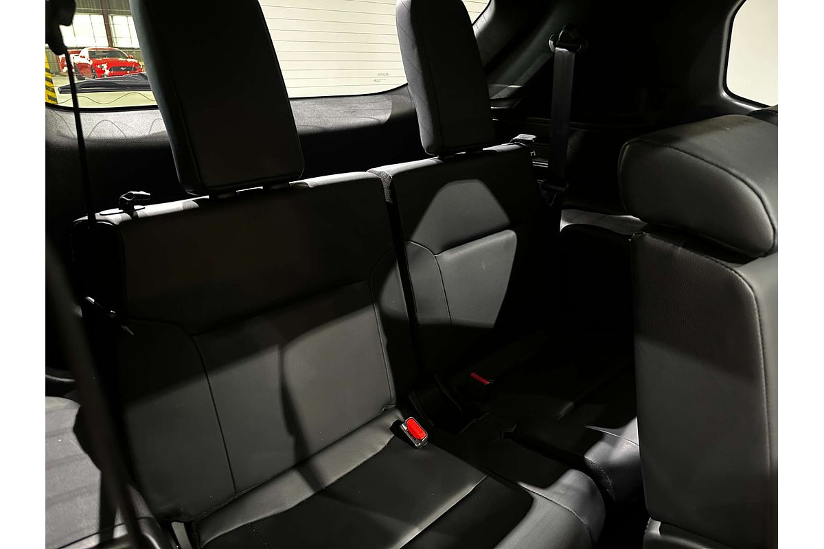 2022 Mitsubishi Outlander Exceed ZM