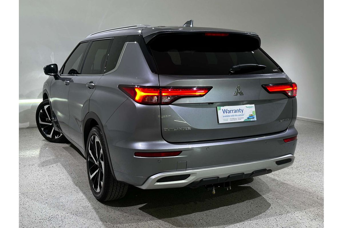2022 Mitsubishi Outlander Exceed ZM