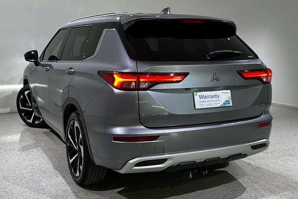 2022 Mitsubishi Outlander Exceed ZM