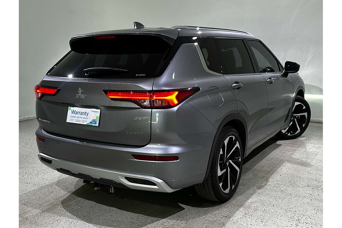 2022 Mitsubishi Outlander Exceed ZM