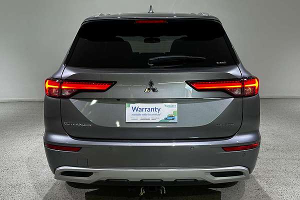 2022 Mitsubishi Outlander Exceed ZM