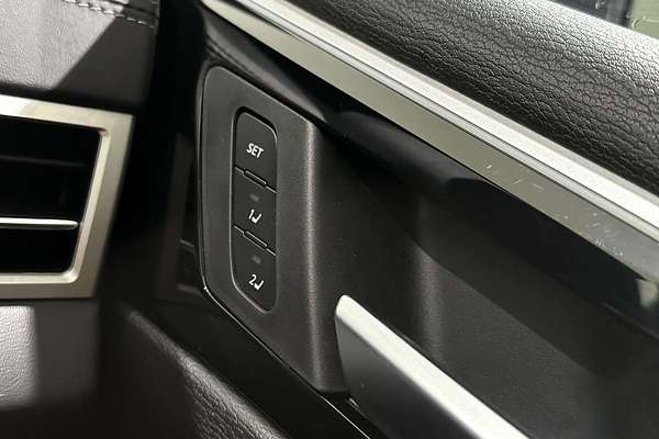 2022 Mitsubishi Outlander Exceed ZM