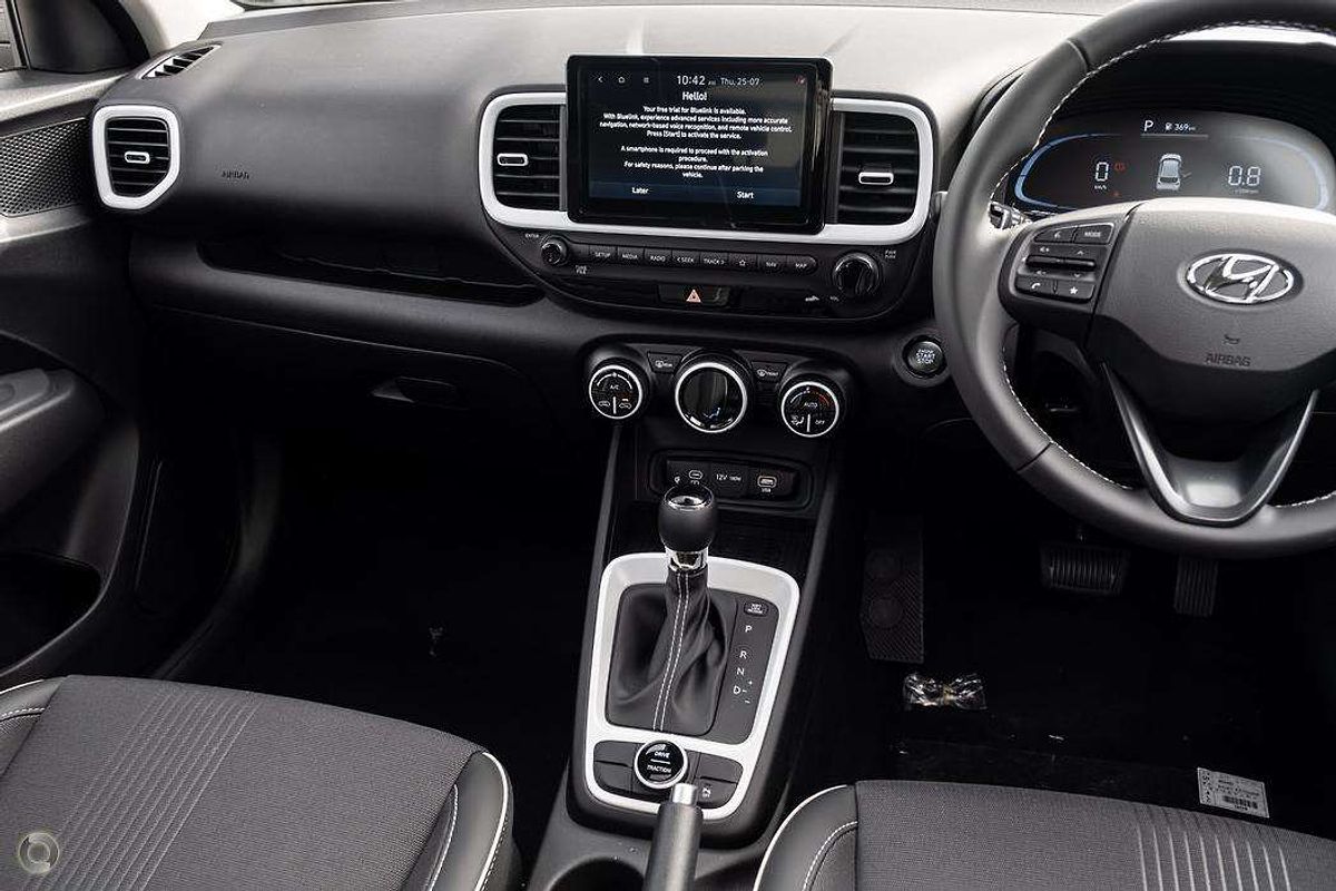 2025 Hyundai Venue Elite QX.V5