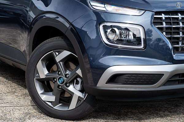 2025 Hyundai Venue Elite QX.V5