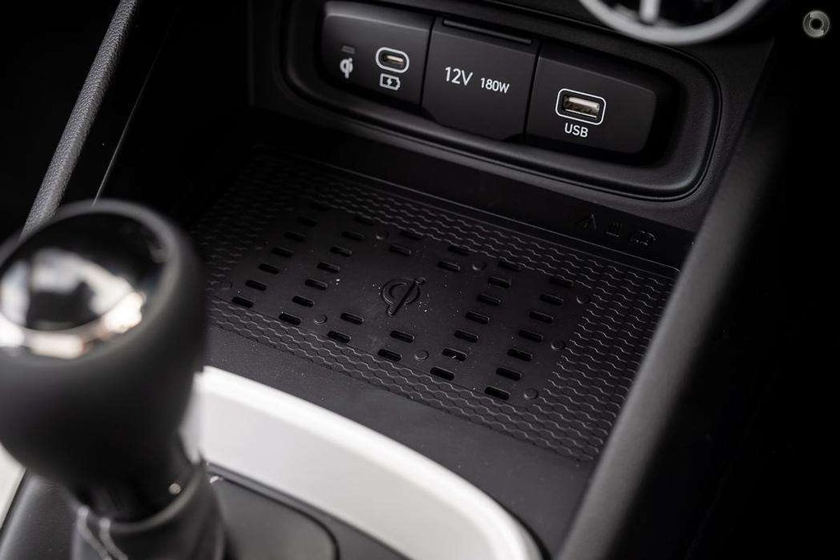 2025 Hyundai Venue Elite QX.V5