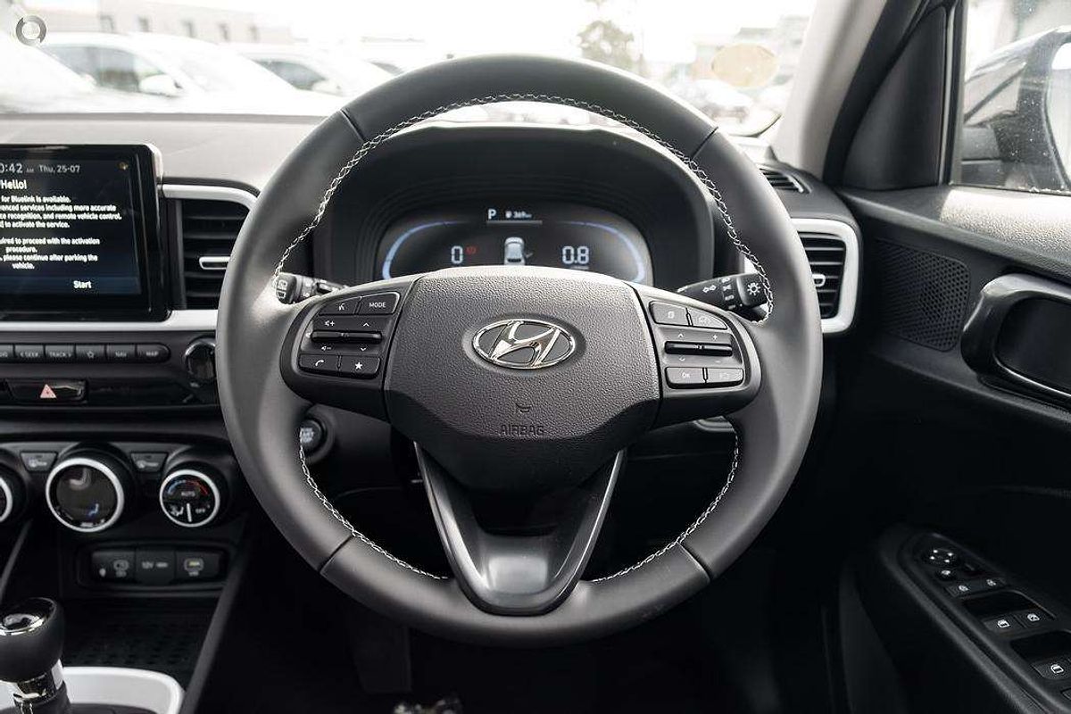 2025 Hyundai Venue Elite QX.V5