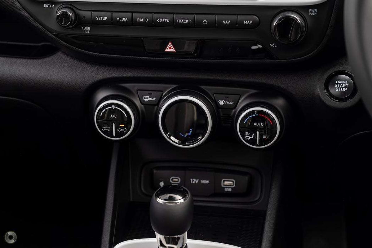 2025 Hyundai Venue Elite QX.V5
