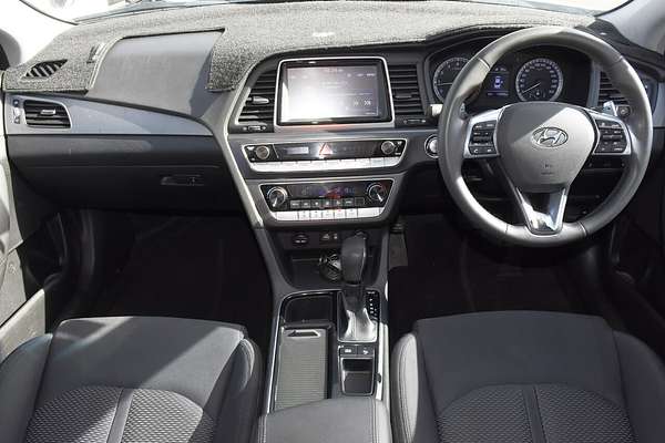 2017 Hyundai Sonata Active LF4