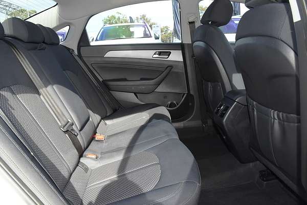 2017 Hyundai Sonata Active LF4