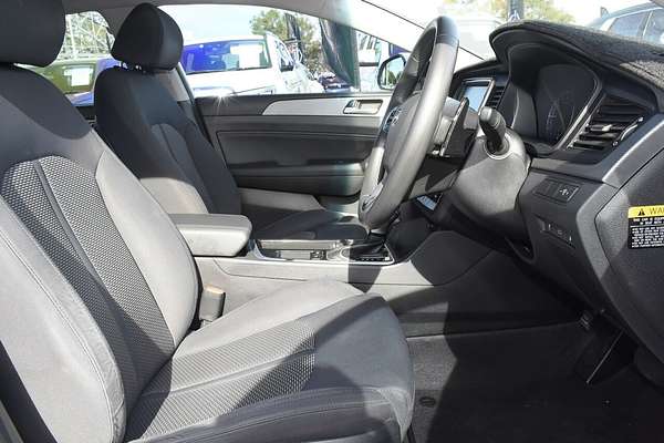 2017 Hyundai Sonata Active LF4