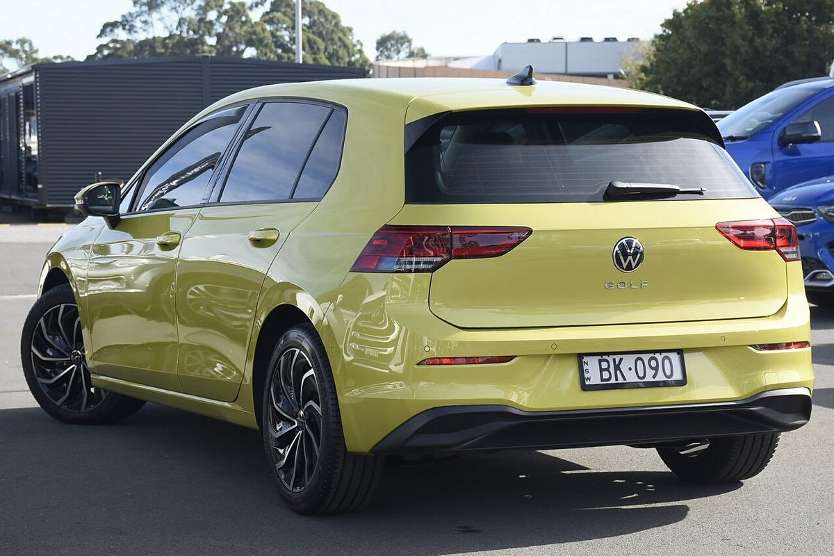 2023 Volkswagen Golf 110TSI Life 8