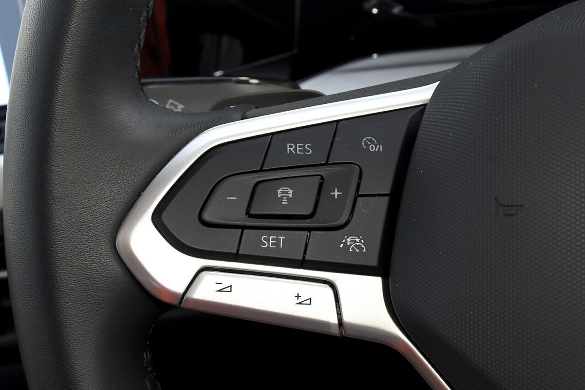 2023 Volkswagen Golf 110TSI Life 8
