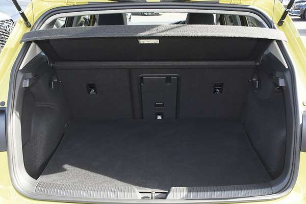 2023 Volkswagen Golf 110TSI Life 8