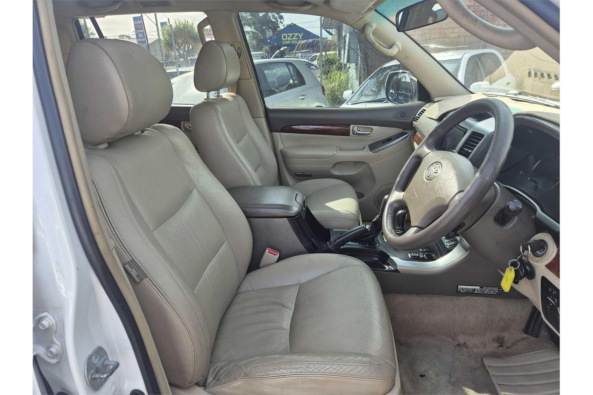 2004 Toyota LANDCRUISER PRADO GRANDE (4x4) KZJ120R