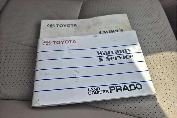 2004 Toyota LANDCRUISER PRADO GRANDE (4x4) KZJ120R