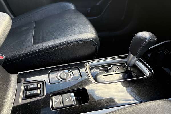 2018 Mitsubishi Outlander Exceed ZL