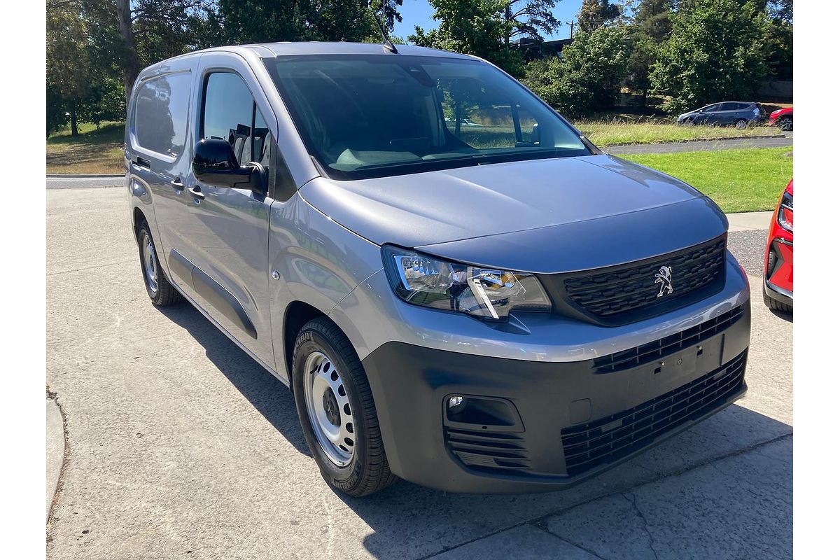 2023 Peugeot e-Partner Pro K9 LWB