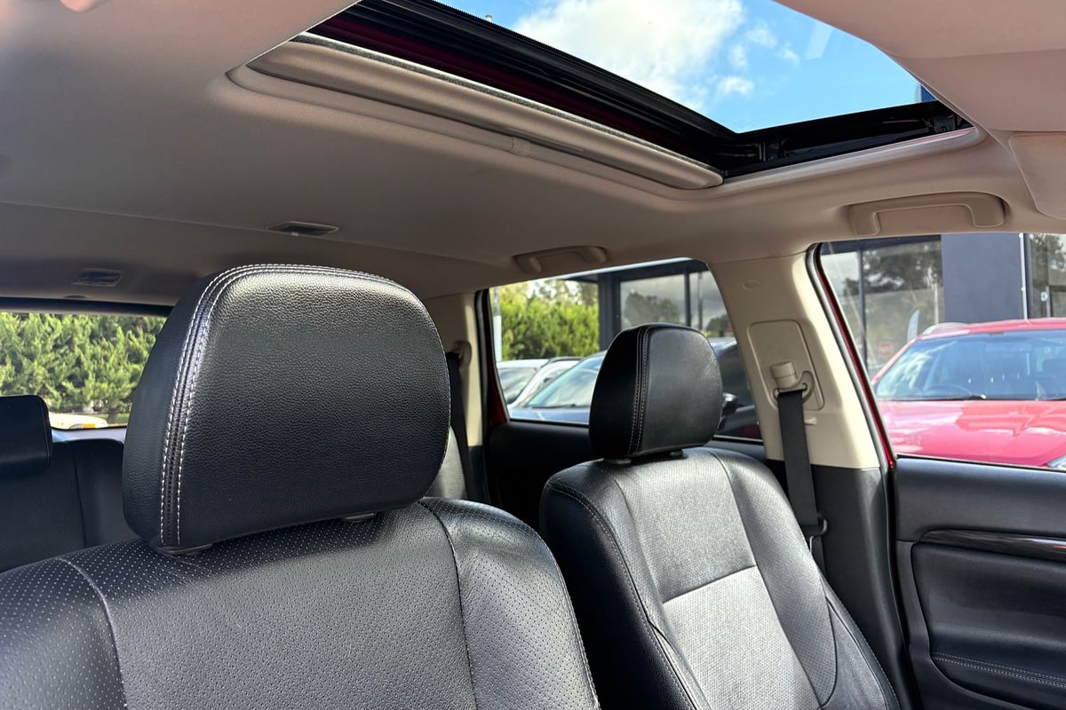 2018 Mitsubishi Outlander Exceed ZL