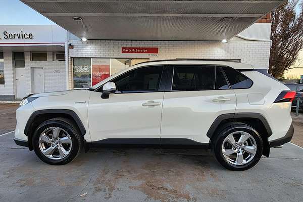 2021 Toyota RAV4 GXL AXAH52R