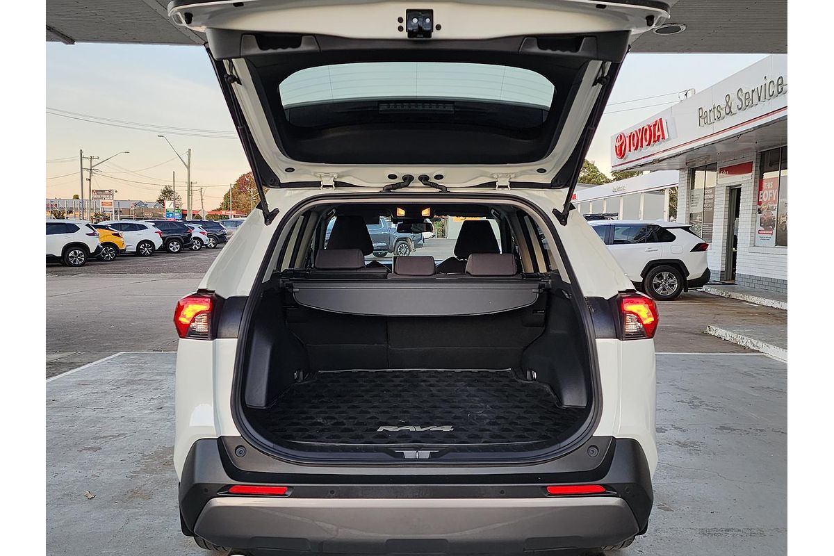 2021 Toyota RAV4 GXL AXAH52R