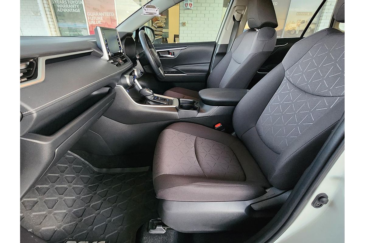 2021 Toyota RAV4 GXL AXAH52R