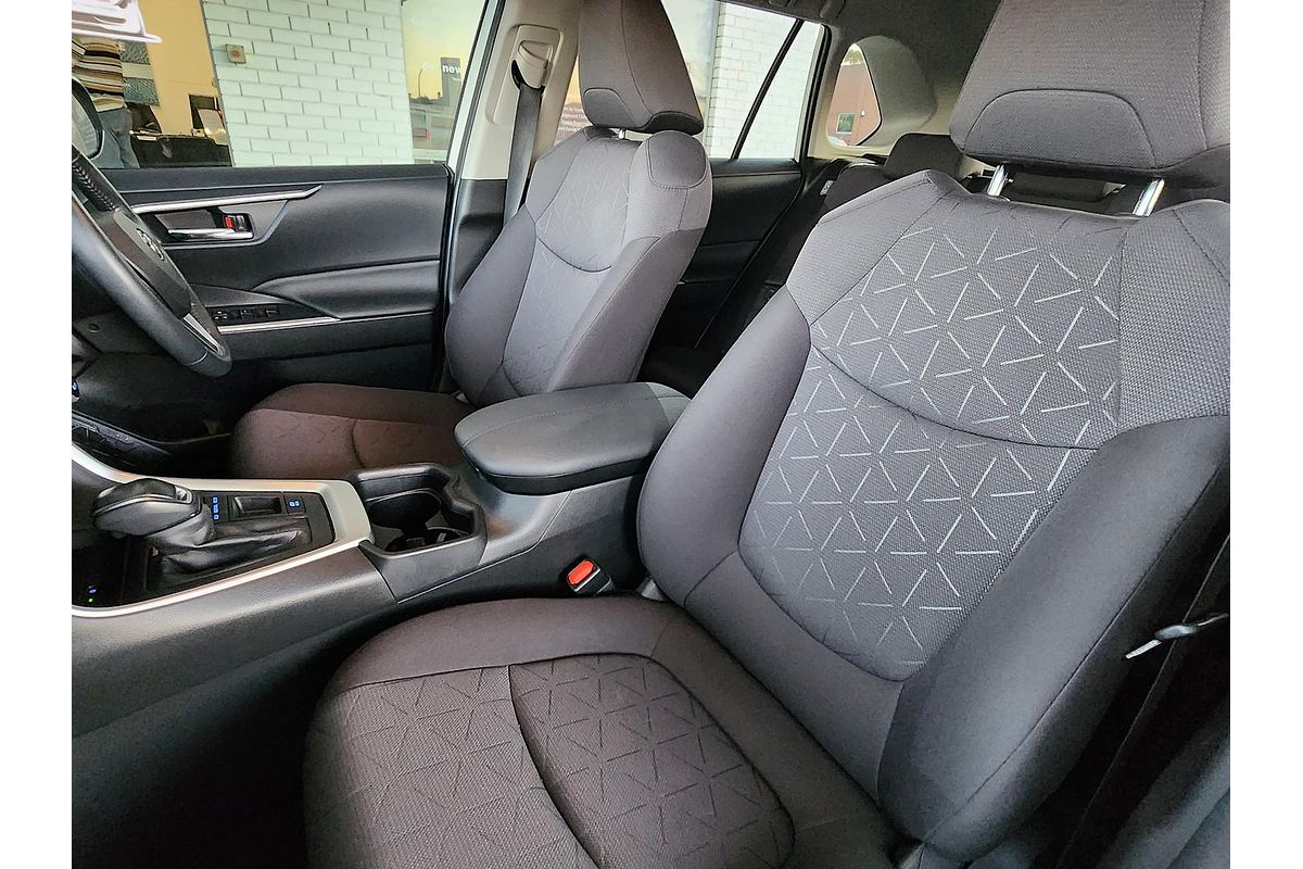 2021 Toyota RAV4 GXL AXAH52R