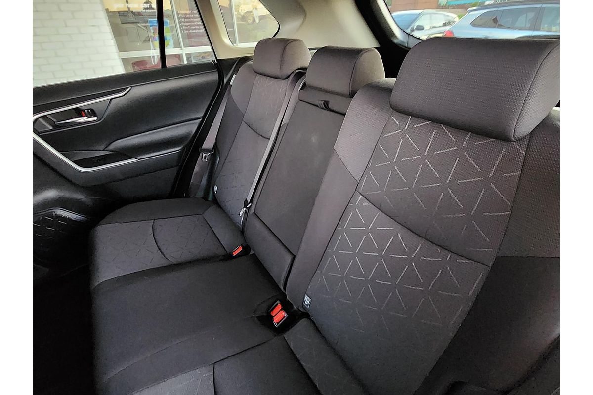 2021 Toyota RAV4 GXL AXAH52R