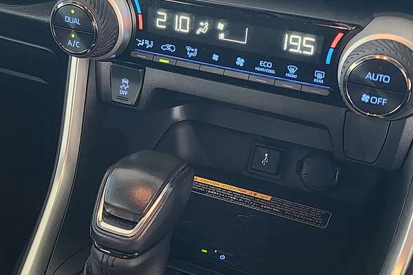 2021 Toyota RAV4 GXL AXAH52R