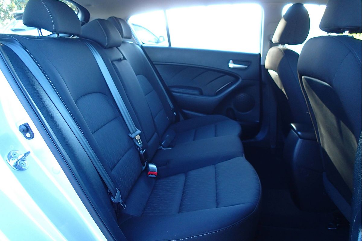 2015 Kia Cerato S YD