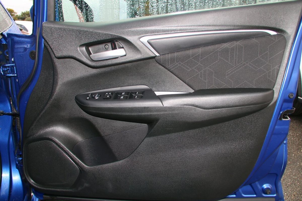 2016 Honda Jazz VTi-S GF
