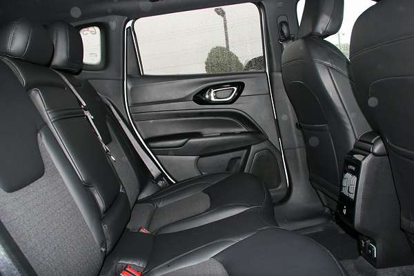 2022 Jeep Compass Night Eagle M6