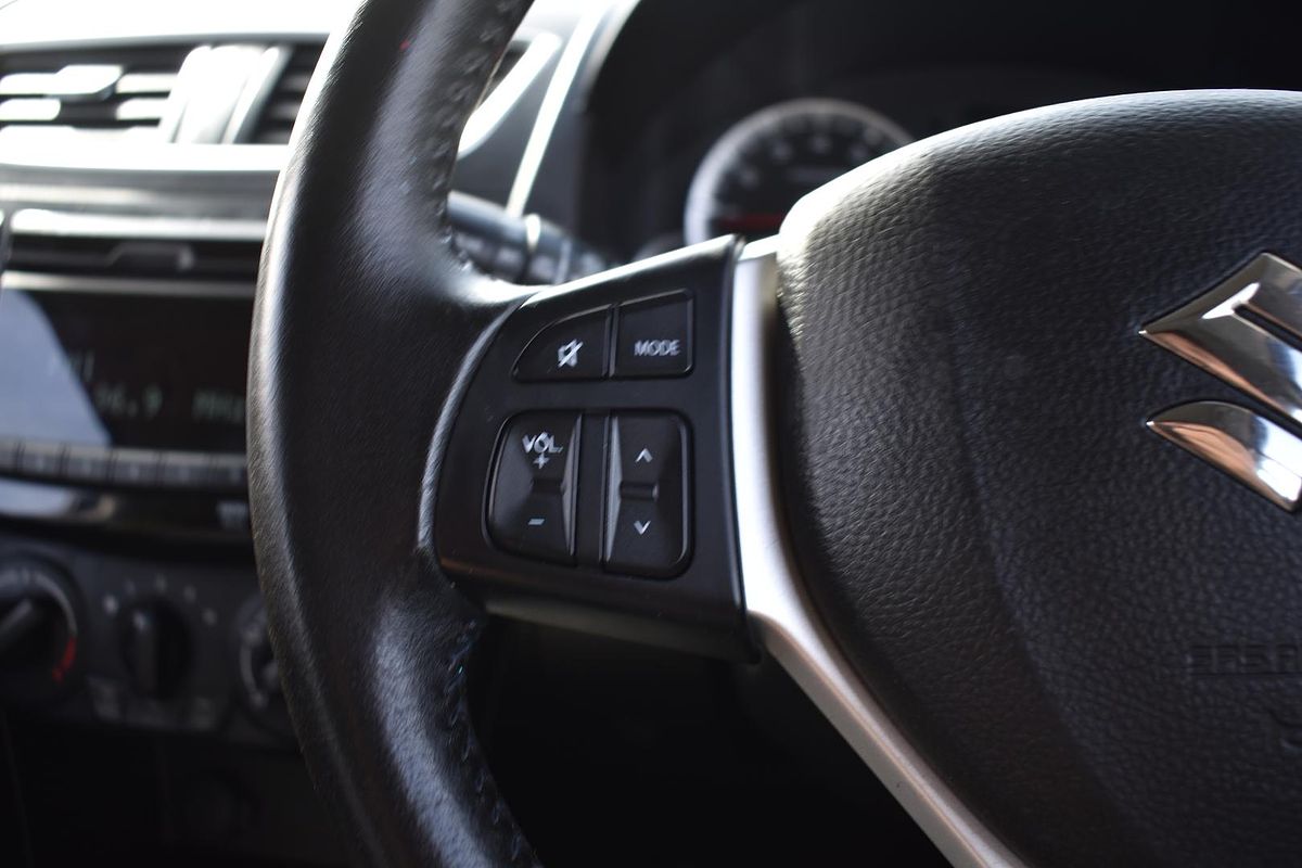 2012 Suzuki Swift GA FZ