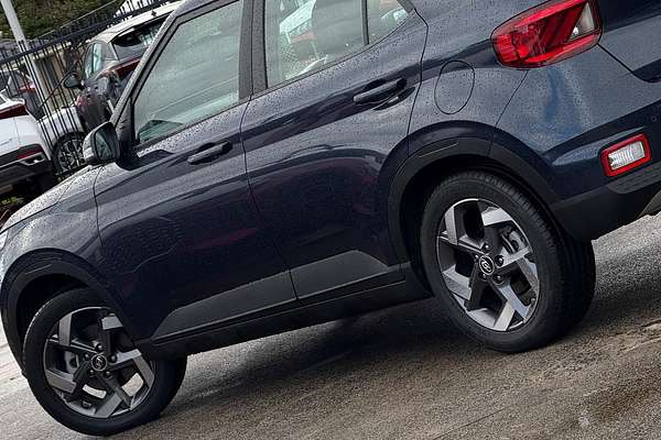 2024 Hyundai Venue Active QX.V5