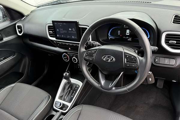 2024 Hyundai Venue Active QX.V5