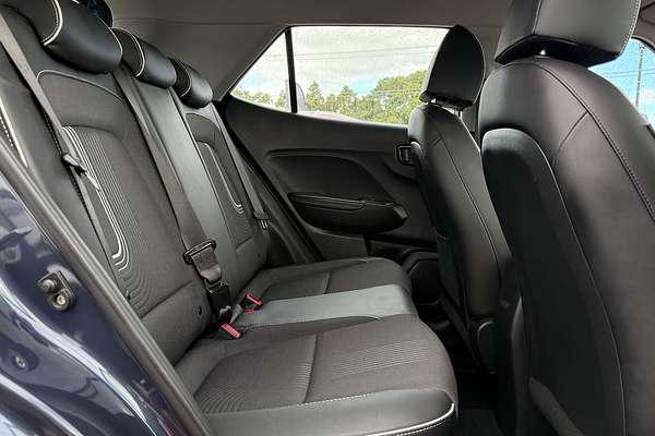 2024 Hyundai Venue Active QX.V5