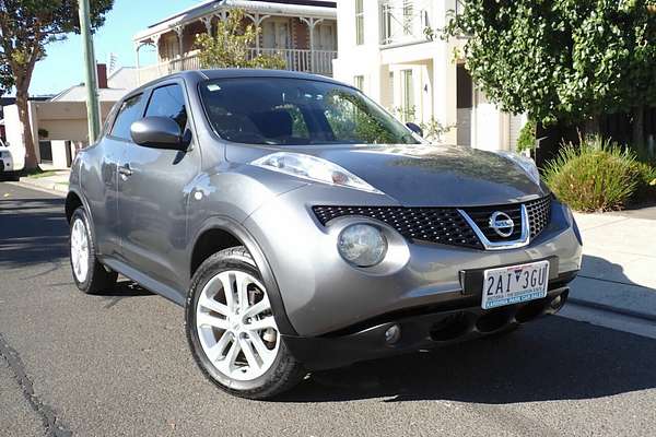 2013 Nissan Juke ST (FWD) F15