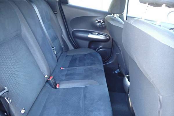 2013 Nissan Juke ST (FWD) F15