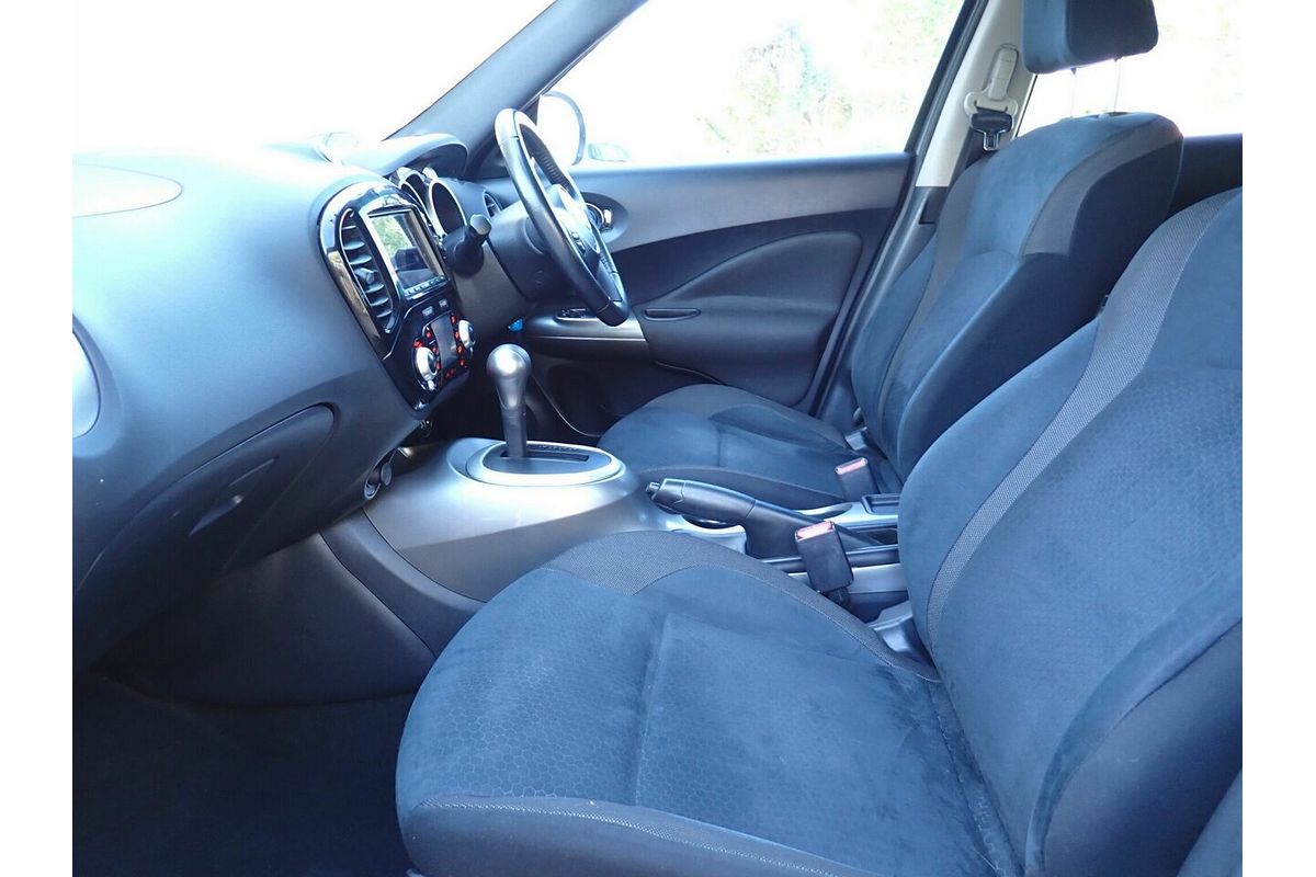 2013 Nissan Juke ST (FWD) F15