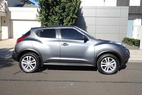2013 Nissan Juke ST (FWD) F15
