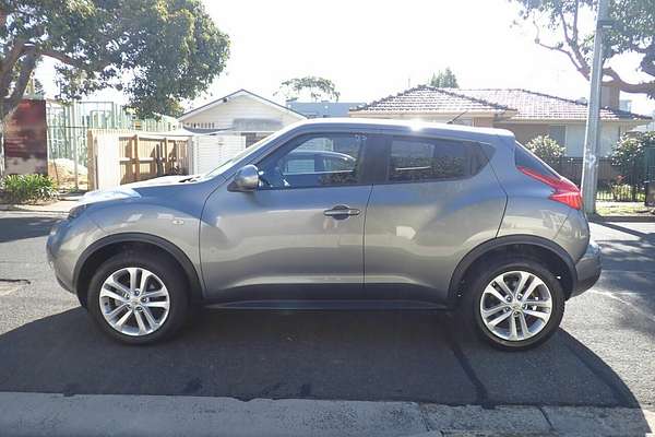 2013 Nissan Juke ST (FWD) F15