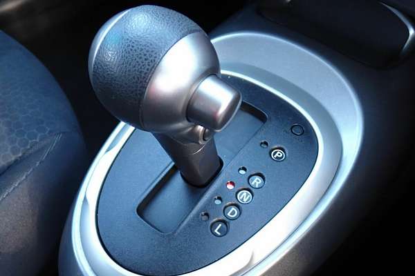 2013 Nissan Juke ST (FWD) F15